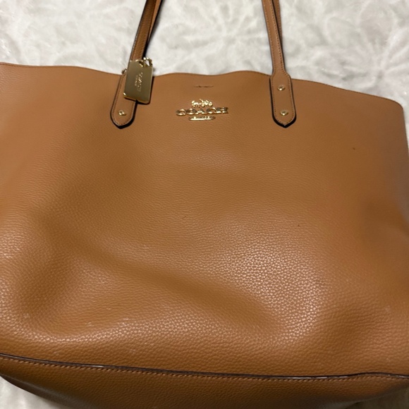 Tan Coach Tote (Authentic) - Picture 1 of 3